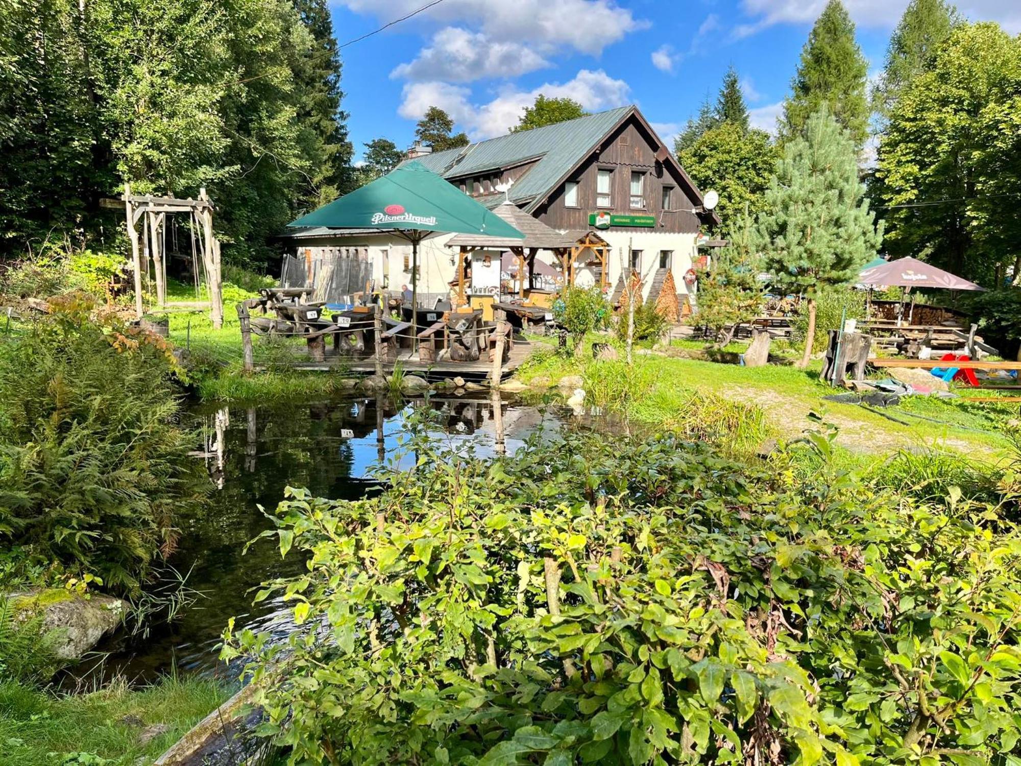 Penzion & Restaurant Pod Certakem Hotell Harrachov Eksteriør bilde